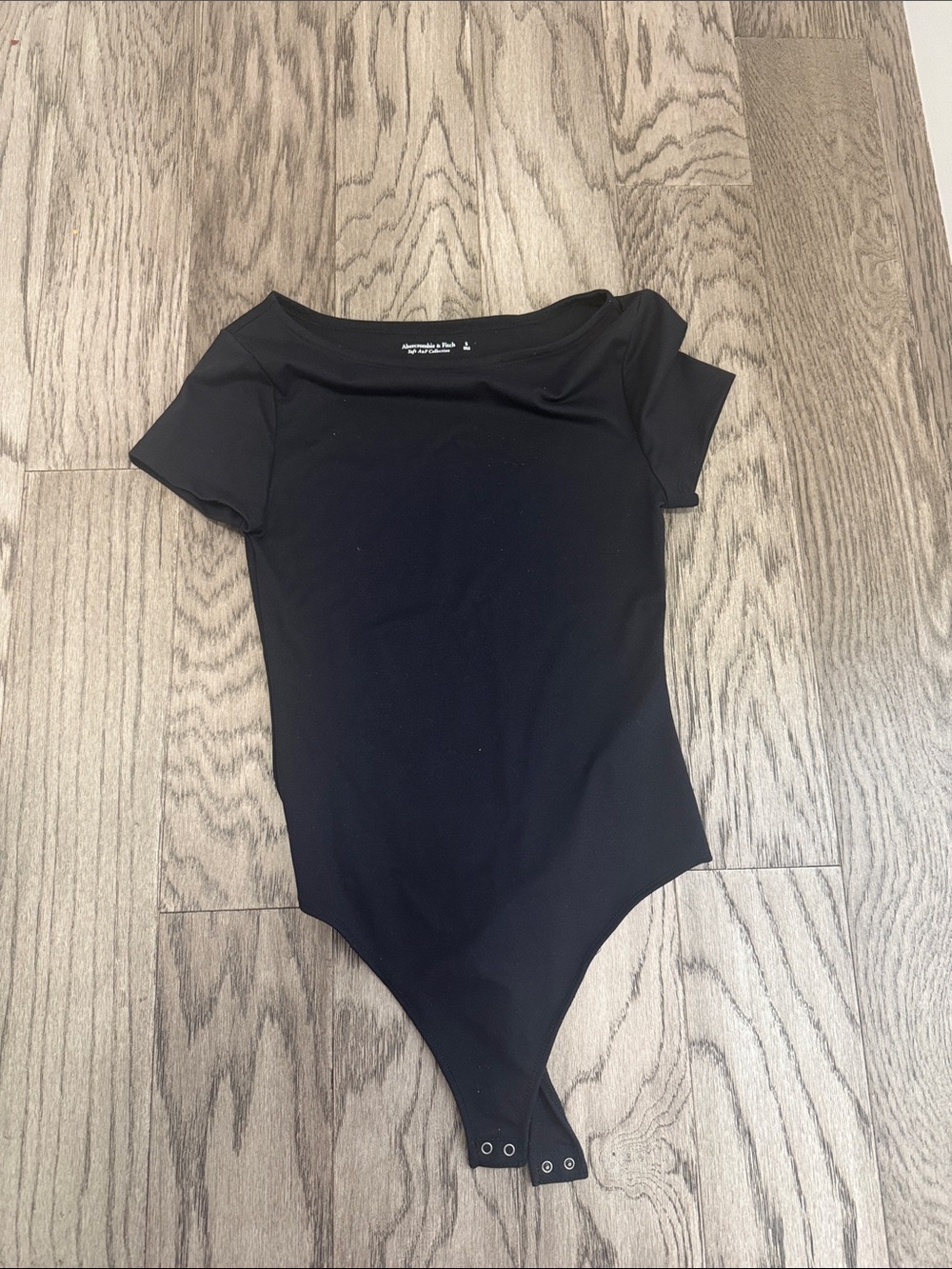Abercrombie & Fitch Black Short-Sleeve Bodysuit